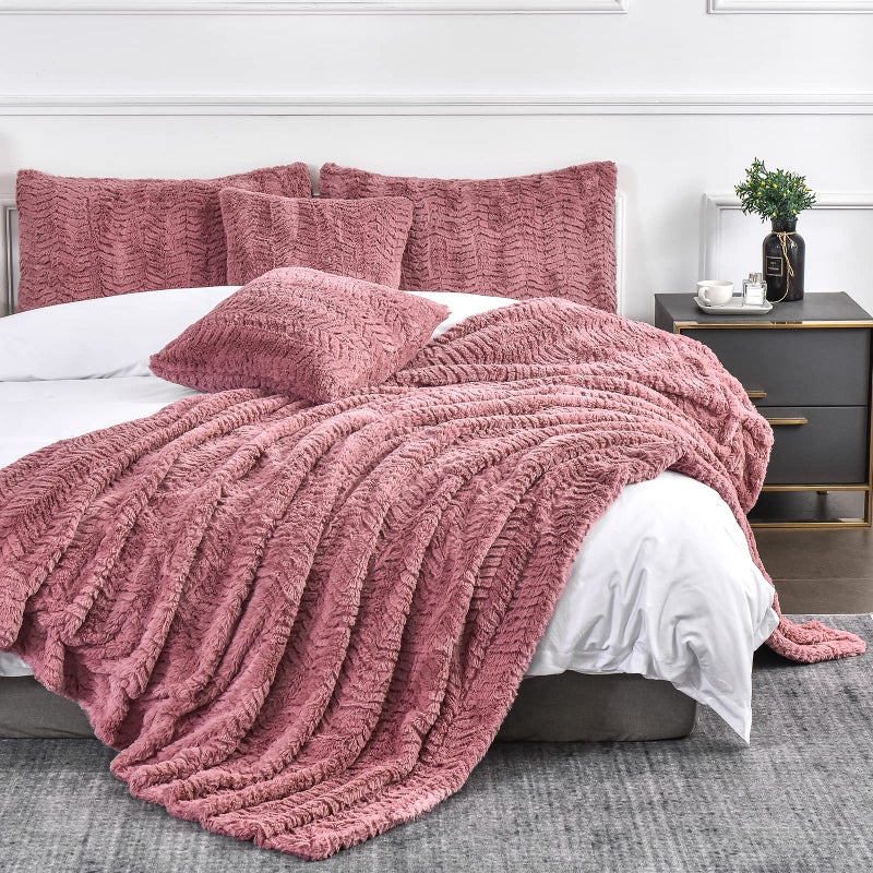 YUSOKI Luxury Faux Fur Throw Blanket(Without Pillows) 2 Layers,3lb,All Ages,Home Decoration, (Pink,50" x 63") - Image 3